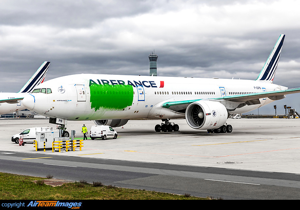 Boeing 777-228/ER