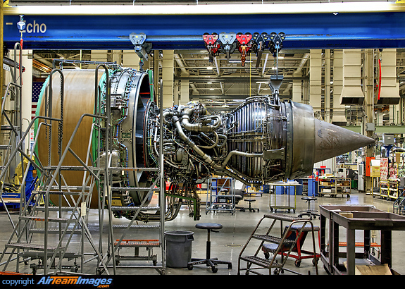 General Electric GE90 Engine