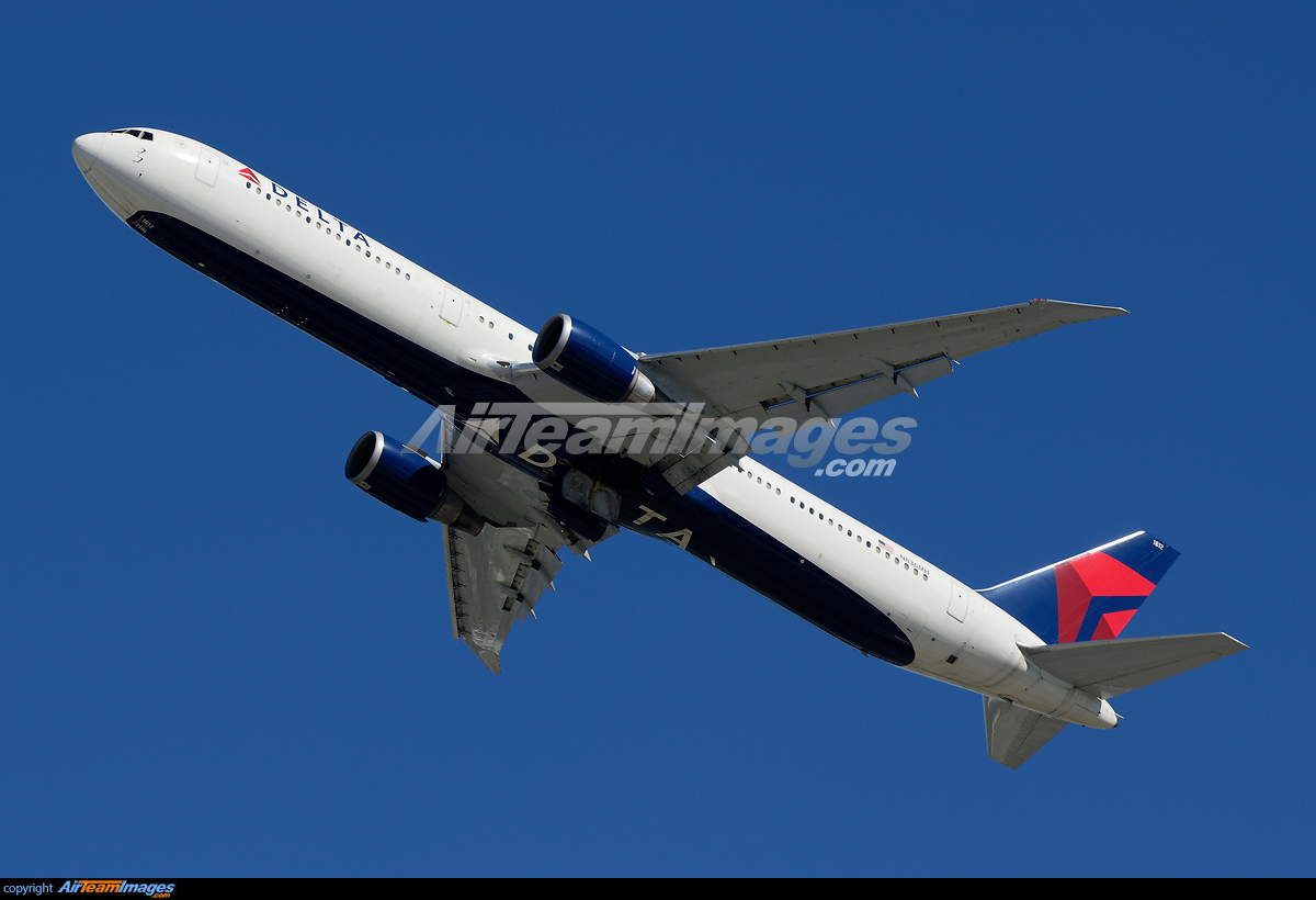 boeing-767-432-er-large-preview-airteamimages
