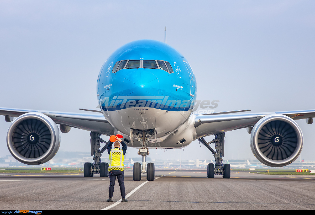 KLMオランダ航空Boeing777-300ER maxresdefault.jpg