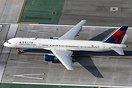 Delta Air Lines Boeing 757-232 N671DN