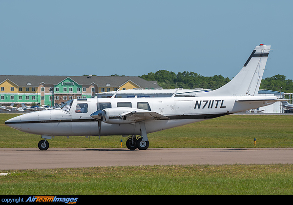 Piper PA-60-700P Aerostar