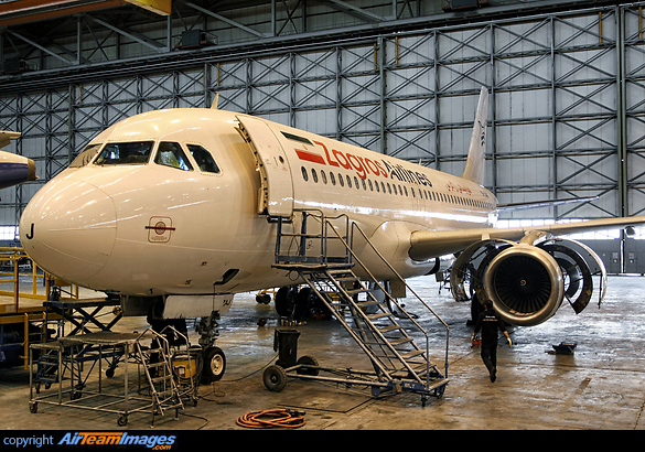 Airbus A320-212