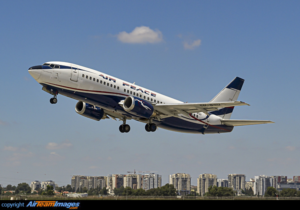 Boeing 737-36N
