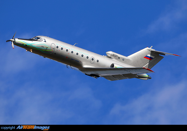 Yakovlev Yak-40