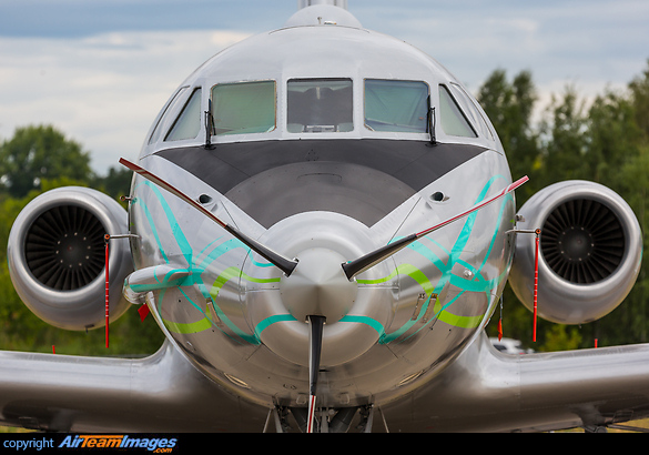 Yakovlev Yak-40