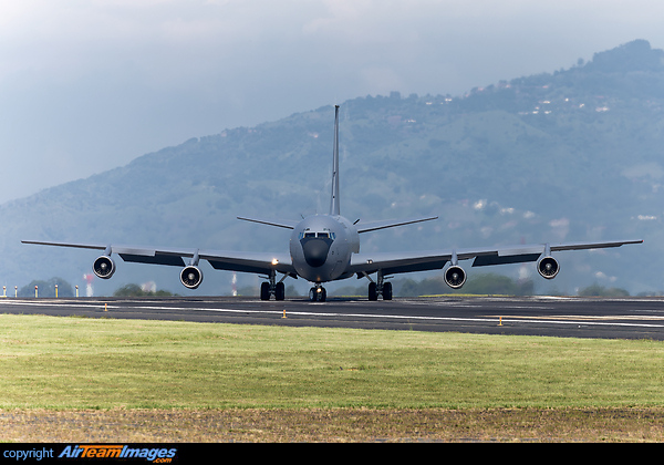 Boeing KC-135E Stratotanker