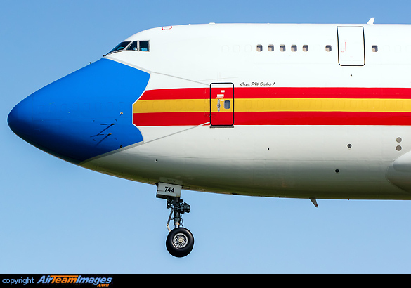 Boeing 747-446(BCF)