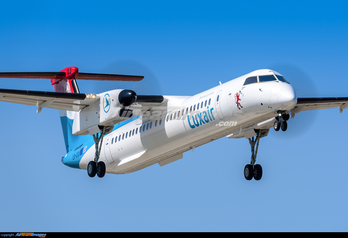 Bombardier Dash 8402Q Large Preview