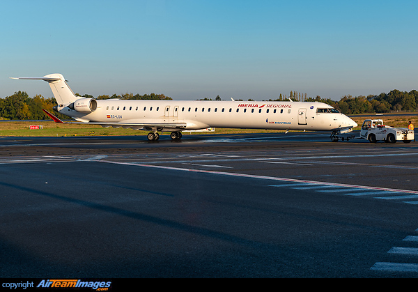 Bombardier CRJ-1000 NextGen