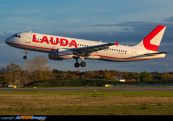 Airbus A320-214