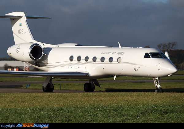 Arriving for Cop26 Gulfstream Tp102D