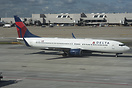 Boeing 737-832
