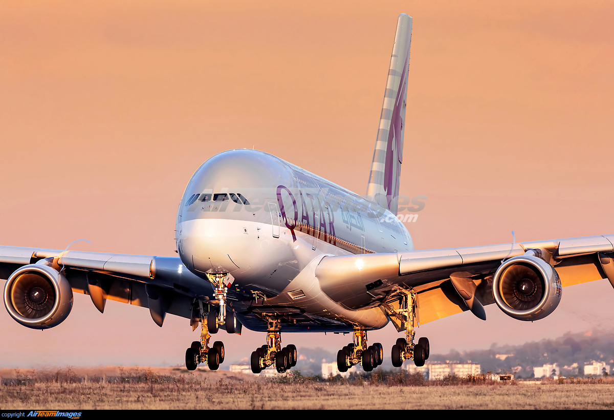 Airbus A380861 Large Preview