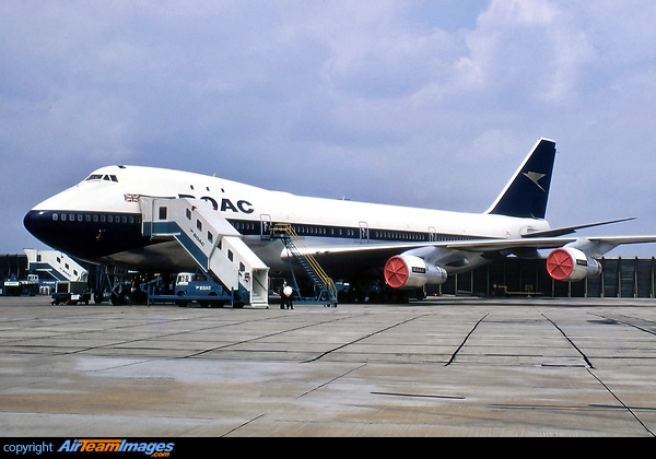 Boeing 747-136