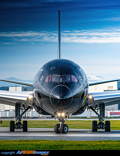 Boeing 787-9 Dreamliner