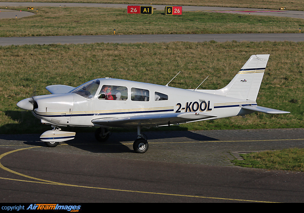 Piper PA-28-181 Archer II