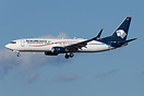 Boeing 737-852