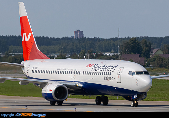 Boeing 737-8AS
