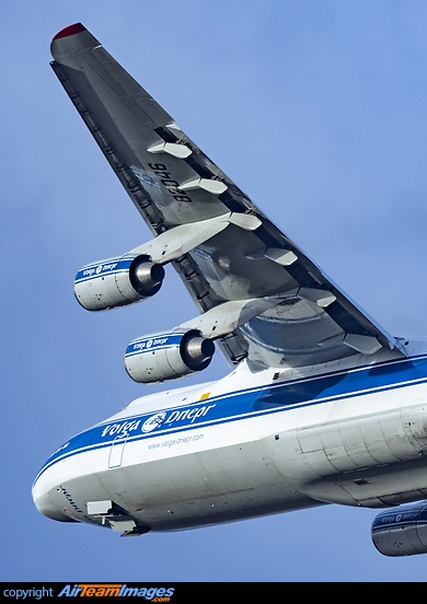 Antonov An-124-100 Ruslan