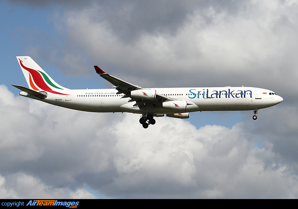 Airbus A340-311