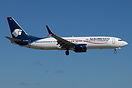 Boeing 737-852