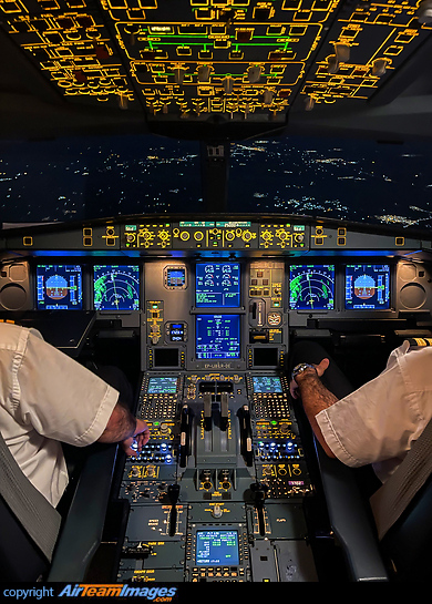 Airbus A330-243