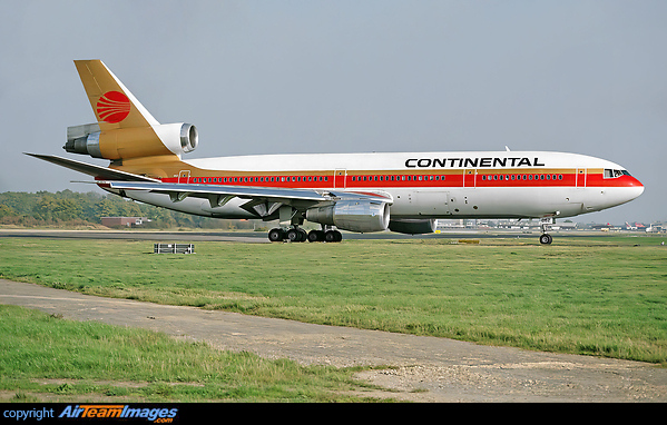 McDonnell Douglas DC-10-30