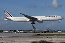 Boeing 777-328/ER