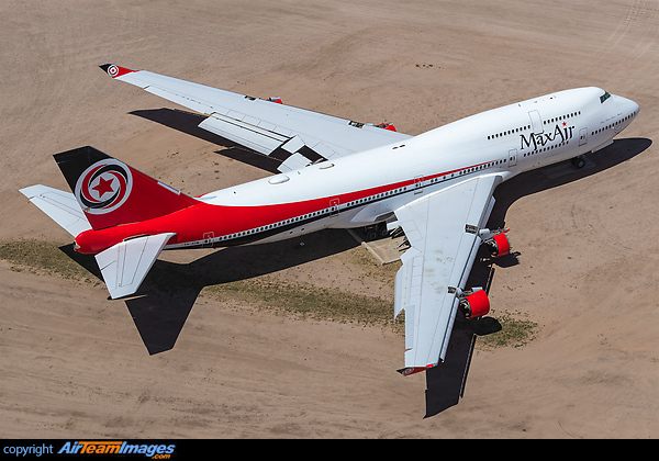 Boeing 747-422