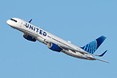 United Airlines Boeing 757-224 N17139