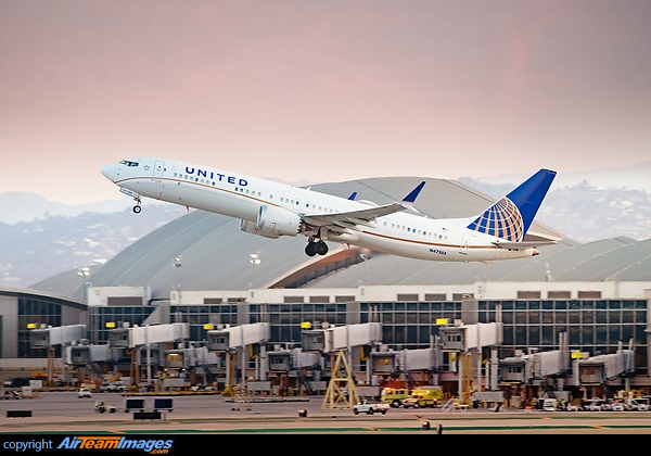 Boeing 737-9 MAX