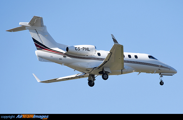 Embraer Phenom 300