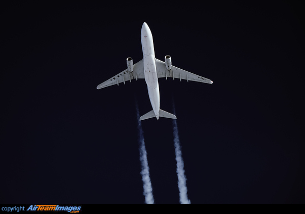 Airbus A330-243