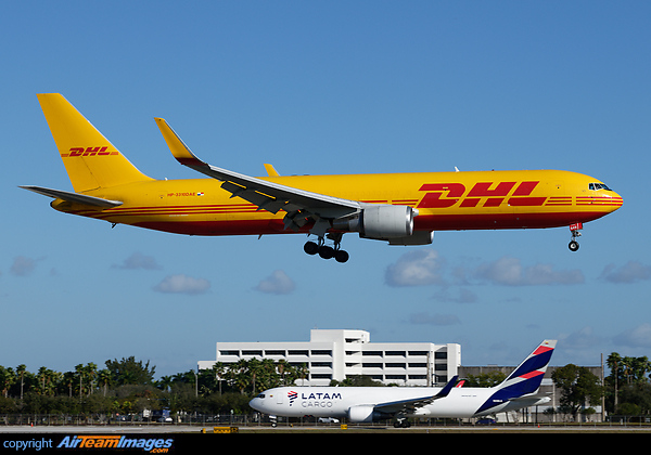 Boeing 767-304/ER(BCF)