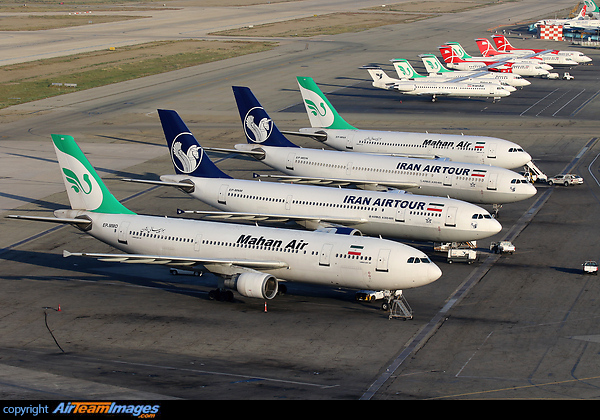 Apron 3 for wide bodies and Apron 4 for narrow bodies can be easily distinguished. Tehran Mehrabad Airport