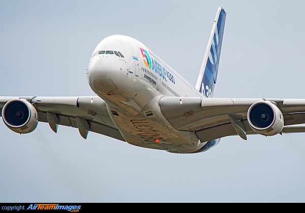 Fly-by over the Airbus Factory in Saint-Nazaire, to thank the employees that worked on the fuselages of the A380. Airbus A380-841