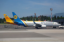 Boeing 737-84R