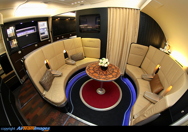 Airbus A380-861