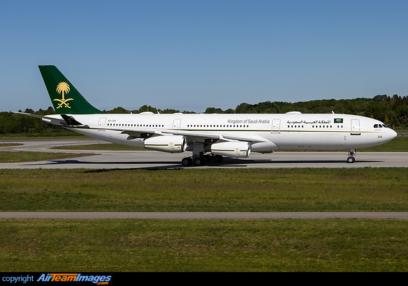 Airbus A340-213