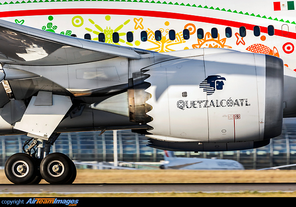 Boeing 787-9 Dreamliner