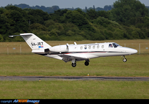 Cessna 525A CitationJet CJ2