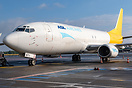 Boeing 737-476(SF)
