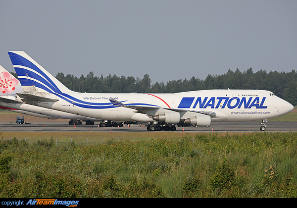 Boeing 747-412(BCF)