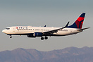 Boeing 737-832