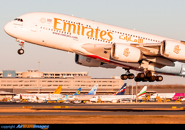 Airbus A380-861