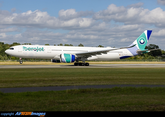Airbus A330-941