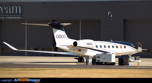 The new Gulfstream G800 can fly 7,000 NM/12,964 KM2 AT MACH 0.90. Powered by Rolls-Royce Pearl 700 engines, offering four living areas and 16 windows. Gulfstream G800