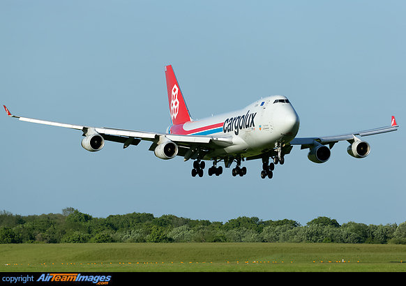 Boeing 747-4R7F/SCD