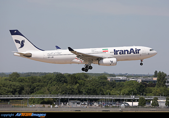 Airbus A330-243